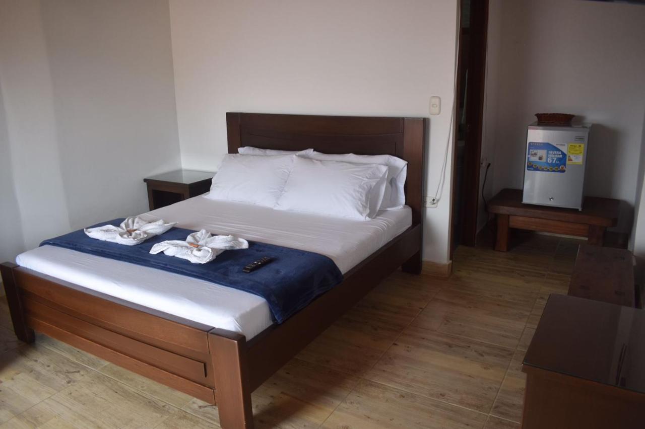 Hotel El Portal De Don Luis à Guadalupe Extérieur photo