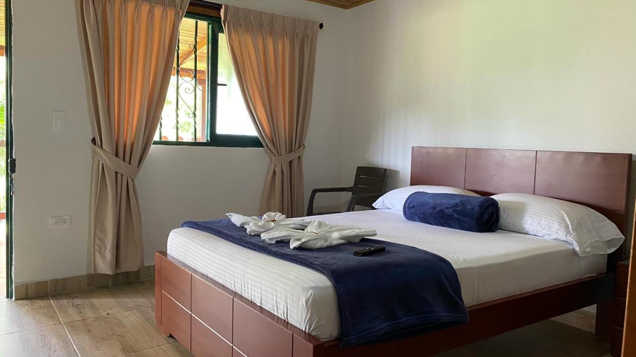 Hotel El Portal De Don Luis à Guadalupe Extérieur photo